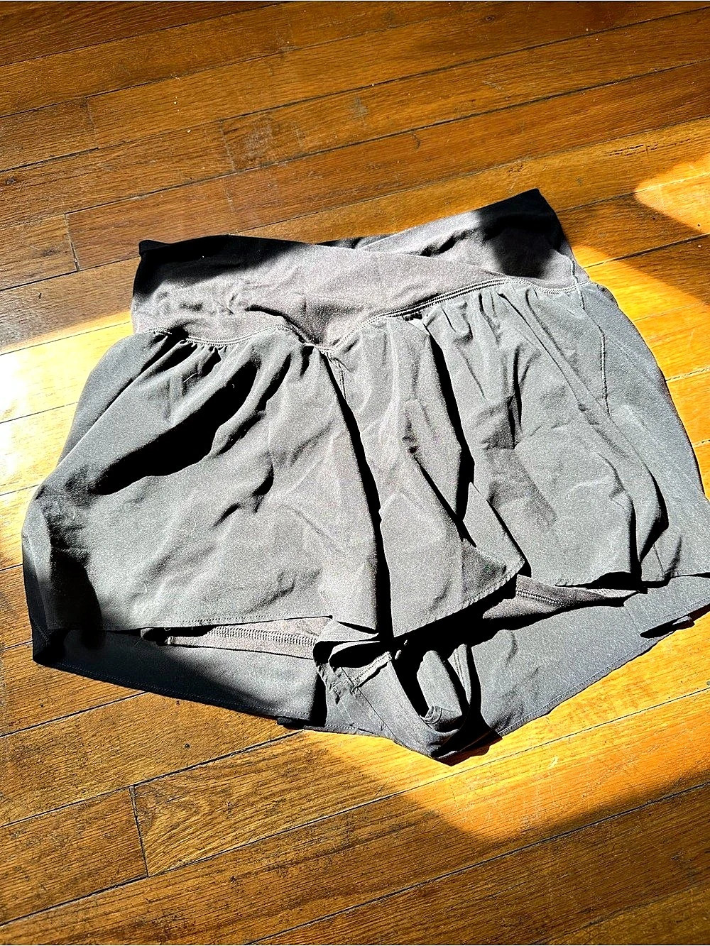 Offline by Aerie Real Me Crossover Flowy Short Athletic Shorts Black Large